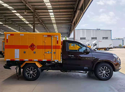 门源爆破器材运输车