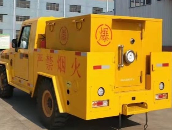 门源凯龙爆破器材运输车：保障爆破任务的安全运行